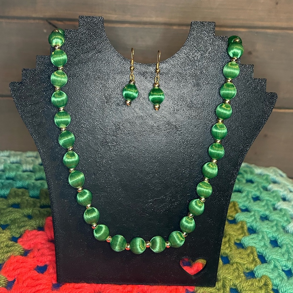 Vintage Threaded Bead Necklace And Earrings Set